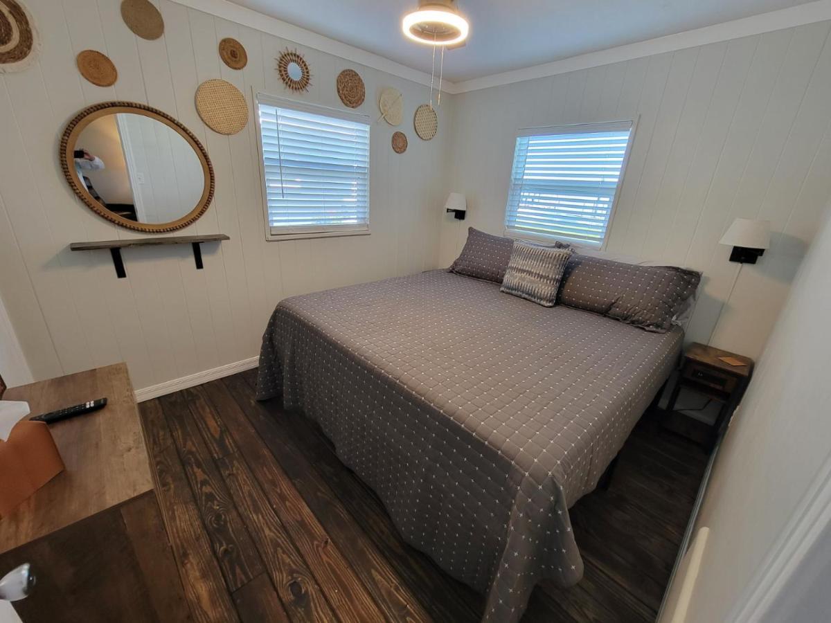 Camp St. Cabanas Unit 3 On Lake Dora タバレス エクステリア 写真